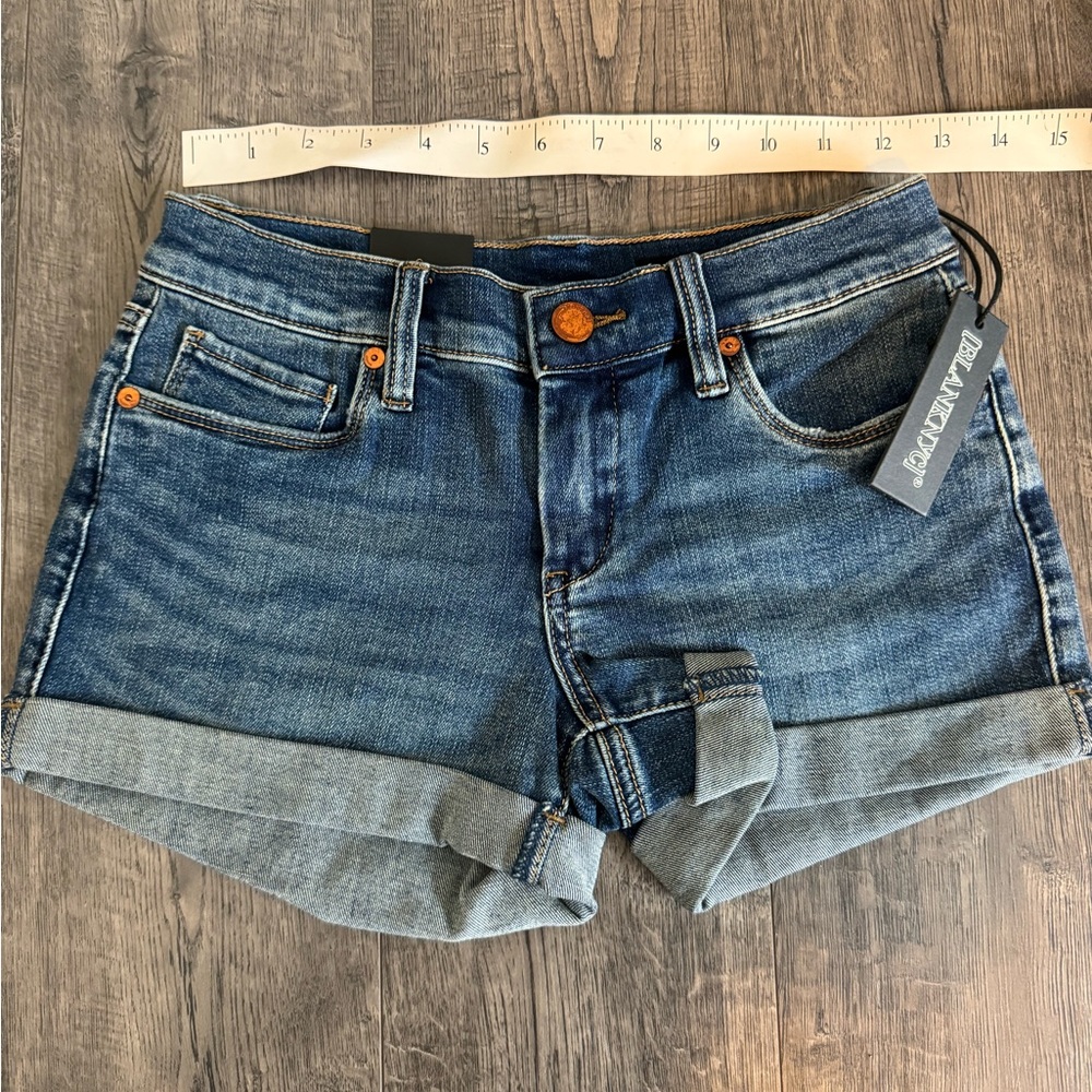 Blank NYC shorts the Fulton size 24
